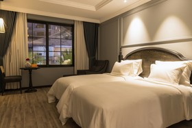 D’Melin Hotel & Restaurant