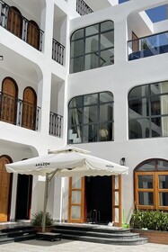 Mai Hotel