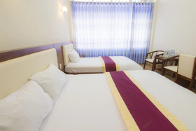 Ngan Hang Hotel