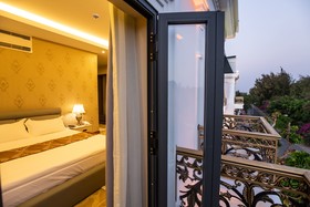 Ocean Hotel