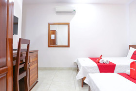 RedDoorz Plus @ Tran Quy Cap