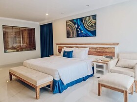 Sabina Luxury Boutique Hotel & Villa