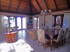 Hideaway Island Resort