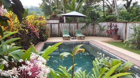 Lagoon Gardens