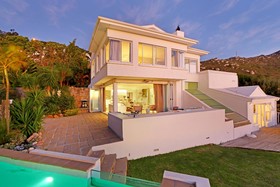 Hideaway Beach Villa