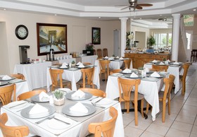 Bell Rosen Guesthouse