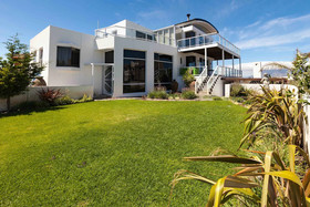 7th Wonder Guesthouse