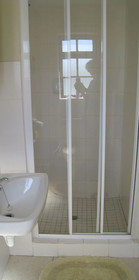 Dolphin Inn Guest House