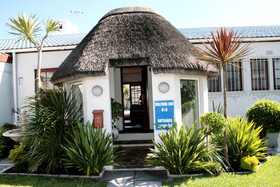 Dolphin Inn Guest House