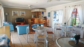 Dolphin Inn Guest House