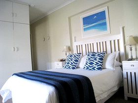 Dolphin Inn Guest House