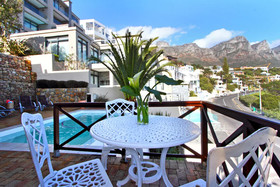 Camps Bay Terrace Palm Suite