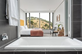 117 on Strand - Luxury Apartments