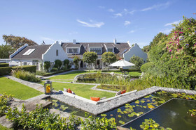 14 on Klein Constantia