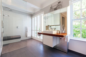 14 on Klein Constantia