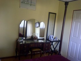 41 on Cedar Bed and Breakfast
