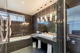 52 De Wet - Private Hotel