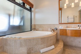 52 De Wet - Private Hotel