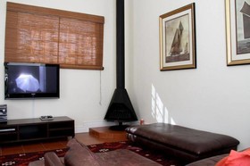 5 Camp Street Guesthouse & Self-catering
