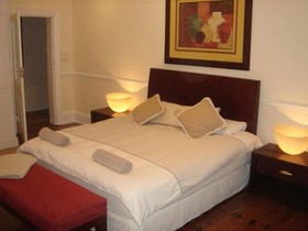 5 Camp Street Guesthouse & Self-catering