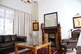 5 Camp Street Guesthouse & Self-catering