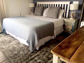 5 Options - Guest House