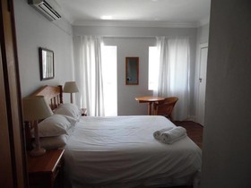 Albatross Guest House