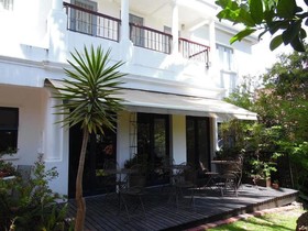 Albatross Guest House