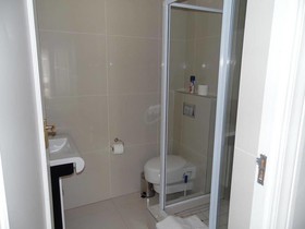 Albatross Guest House