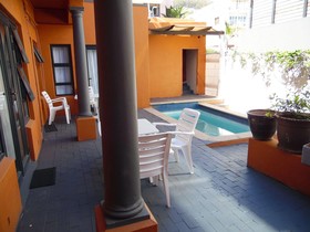Albatross Guest House