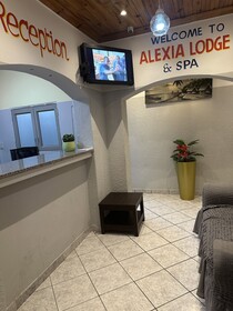 Alexia Lodge