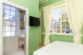 Amina Boutique Hotel