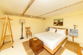 Amina Boutique Hotel