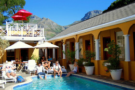 Ashanti Lodge Backpackers Gardens