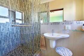Atlantic Breeze Guest House