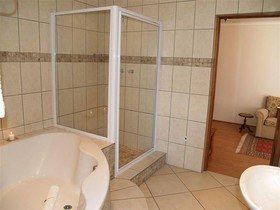 A Tuscan Villa Guest House