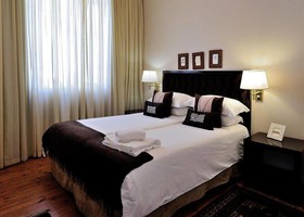 Barry Hall Luxury Apartments