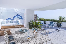 Bay Reflections Apartments