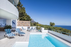 Bay Reflections Apartments