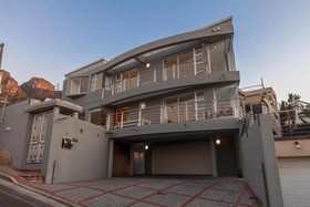Camps Bay Atlantic Villa