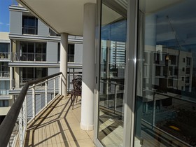 Canal Quays