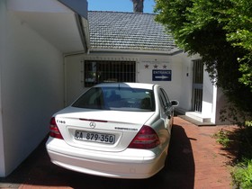 Cape Town Palms Bed and Breakfast & Self Catering Guest House