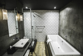 Century City Hotel Urban Square