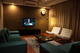 Circa Luxury Apartment Hotel