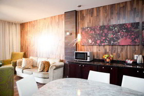 Colosseum Luxury Hotel