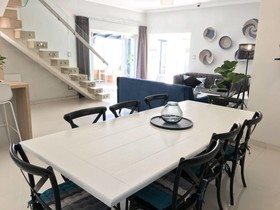 Cricklewood Place