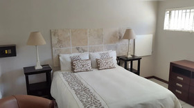 Crystalvilla Guesthouse