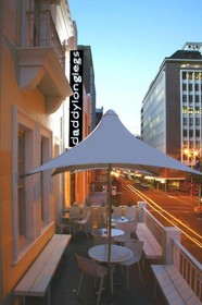 Daddy Long Legs Art-Hotel