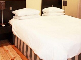 Daddy Long Legs Art-Hotel