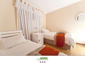 De Keurboom Guesthouse
